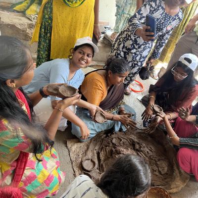 Students participating in a "sustainability accelerator" exercise through the 1 Million for 1 Billion (1M1B) Foundation. Image courtesy of the 1M1B Foundation