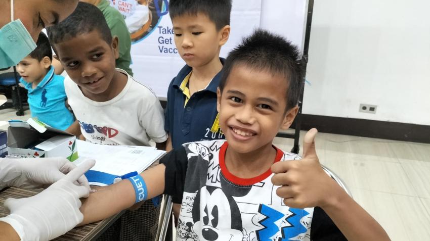 The Budi Lukmanto Foundation, a grass-roots, non-profit organization, conducting hepatitis B screening for children at Vincentius Putra Orphanage in Jakarta, Indonesia. Photo credit: Edhie Purwanto